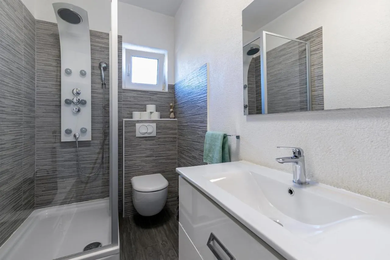 Apartman Dado Bibinje 0*,  Croatia